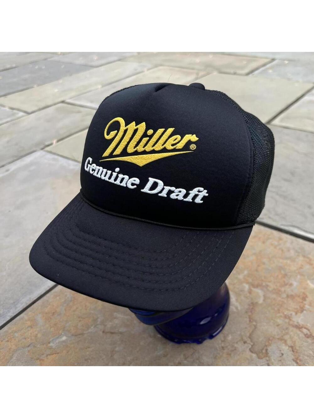 Vintage 90s Miller Genuine Draft Black Trucker Hat
